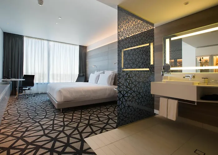 Superior King Room